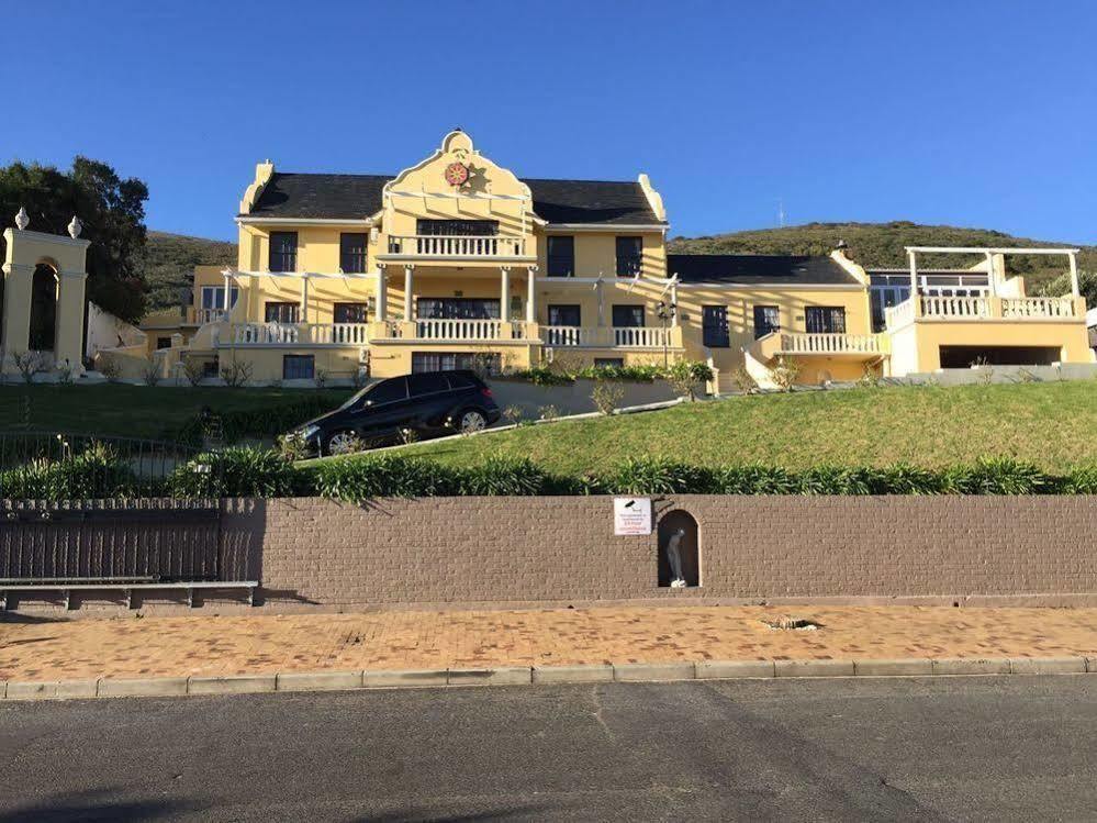 Cape Grandeur Hotel Cape Town Exterior photo